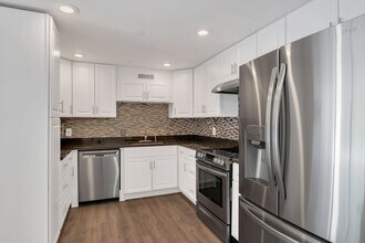 6666 Brookmont Terrace in Nashville, TN - Building Photo - Building Photo