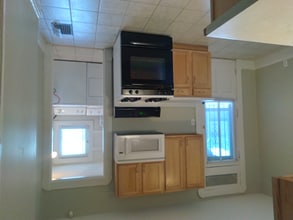 2310 E 12th St in Indianapolis, IN - Foto de edificio - Building Photo