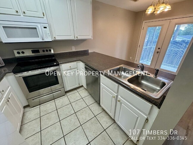 107 Timbers Dr in Dothan, AL - Building Photo - Building Photo