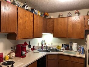 After 55 Community- Margaret Place in Coon Rapids, MN - Foto de edificio - Building Photo