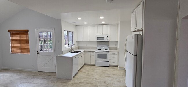 property at 2046 Darlington Ct