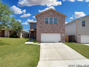8223 Maple Meadow Dr in Converse, TX - Building Photo