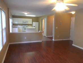 4001 Crowfield Dr in Raleigh, NC - Building Photo - Building Photo