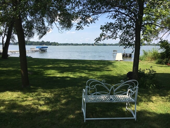 4544 Washington Blvd in Madison Lake, MN - Building Photo - Building Photo