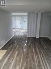 24 Vivians Crescent in Brampton, ON - Building Photo - Building Photo