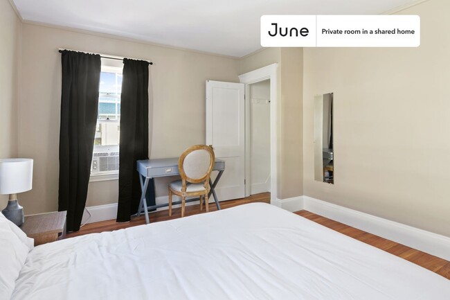 Private bedroom in 6 bed/2 bath Home in Boston, MA - Building Photo - Building Photo