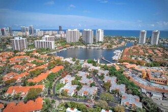 3571 Magellan Cir in Aventura, FL - Building Photo - Building Photo