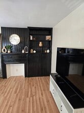310 Cottage Ct in Champaign, IL - Building Photo - Building Photo