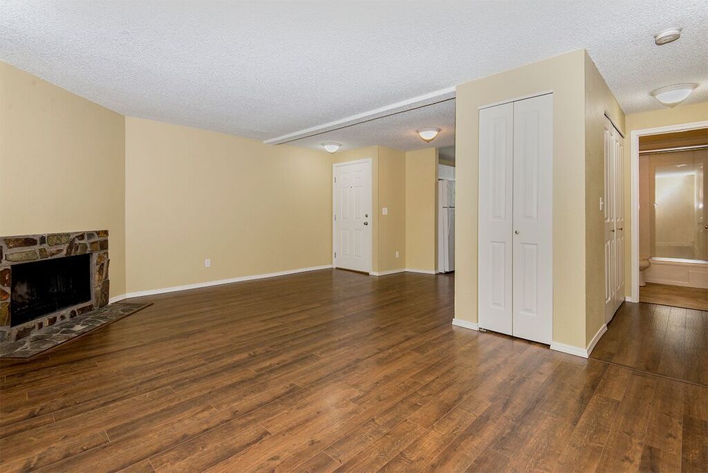 12400 SW Gingham Ln, Unit D in Beaverton, OR - Building Photo