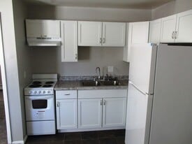 711 S Towanda Ave in Normal, IL - Building Photo