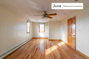 Room in Shared 5 bed/2 bath home in Boston, MA - Building Photo