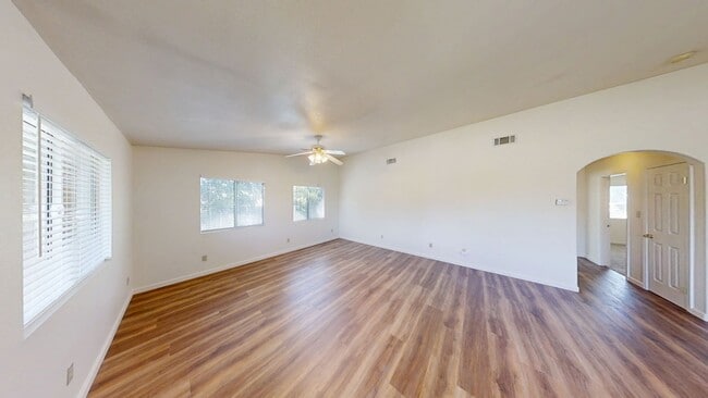 12160 2nd St in Yucaipa, CA - Building Photo - Building Photo