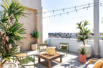 The Arden in Los Angeles, CA - Building Photo - Building Photo