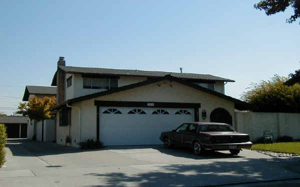 1960 Harris Ave in San Jose, CA - Foto de edificio - Building Photo