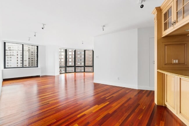 property at 155 W 70th St