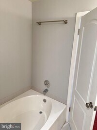 419 Shawmont Ave photo'