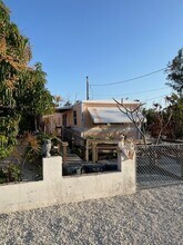 574 Hammock Dr in Key West, FL - Foto de edificio - Building Photo