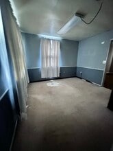 205 S Commercial Ave in Sedgwick, KS - Building Photo - Building Photo