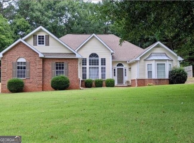 property at 504 Fallside Ct