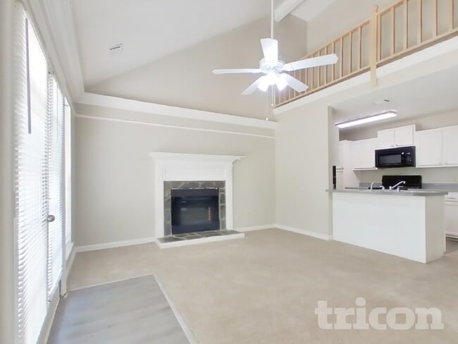 510 Surveyor Walk in Canton, GA - Foto de edificio - Building Photo