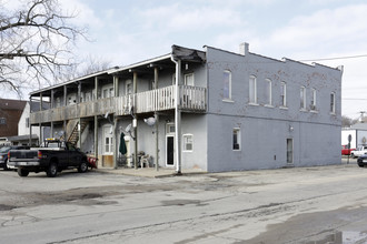 600 Moen Ave in Rockdale, IL - Foto de edificio - Building Photo