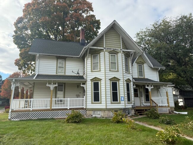 property at 502 W South St