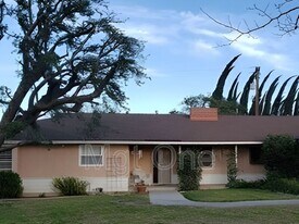 1709 Garretson Ave in Corona, CA - Building Photo