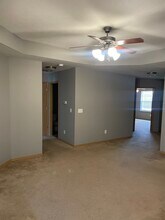 2984 W Swallow St, Unit 2986 W. Swallow in Springfield, MO - Building Photo - Building Photo