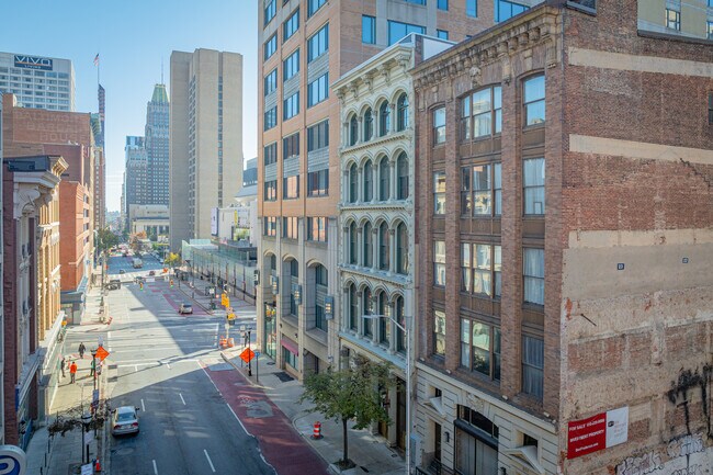 311-313 W Baltimore St in Baltimore, MD - Building Photo - Primary Photo