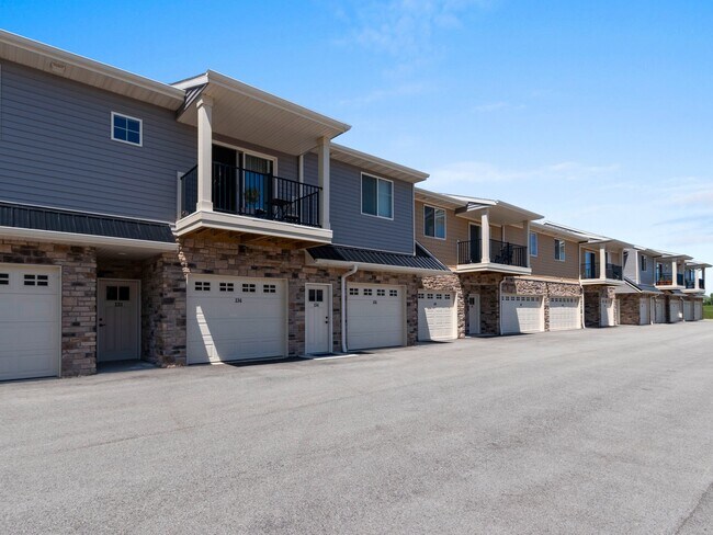 Mirragio in Appleton, WI - Building Photo - Building Photo