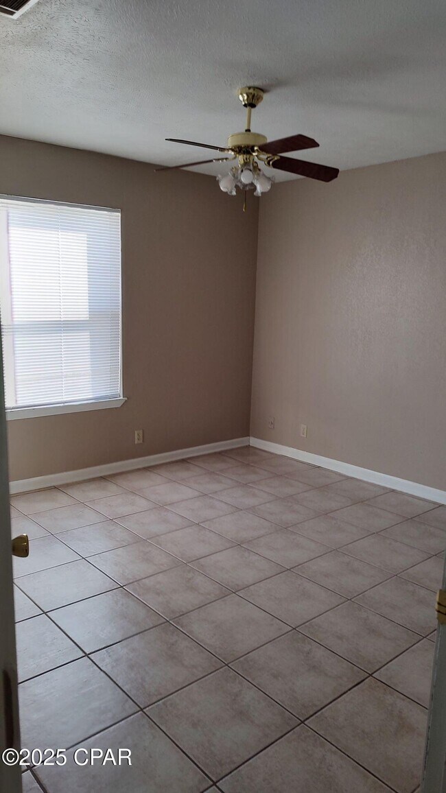 7005 Sunset Ave in Panama City, FL - Building Photo - Building Photo