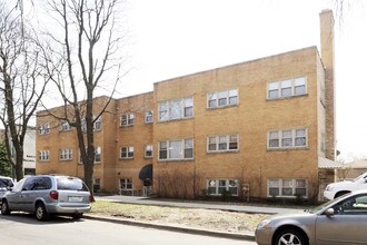 5601-5605 W Byron St in Chicago, IL - Foto de edificio - Building Photo