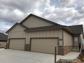 13728 W 13th St N in Wichita, KS - Building Photo