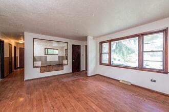 2030 Wright Ave in North Chicago, IL - Building Photo - Building Photo