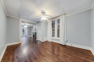 1012 S Oakley Blvd in Chicago, IL - Building Photo - Building Photo