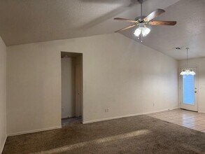 1911 Durham Pl in Norman, OK - Building Photo - Building Photo