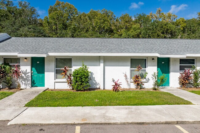 Sunny Creek Apartments in Brooksville, FL - Building Photo - Building Photo