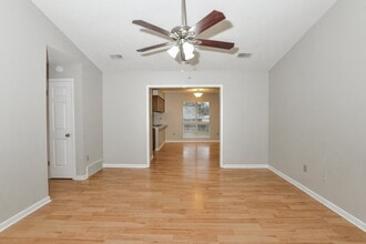 5850 Waverly Dr in Horn Lake, MS - Foto de edificio - Building Photo