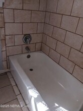 2124 Danese St in Jacksonville, FL - Building Photo - Building Photo
