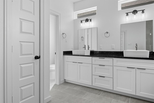 property at 2924 El Fenice Ln