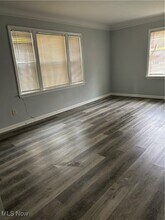 2525 Noble Rd-Unit -C3 in Cleveland Heights, OH - Building Photo - Building Photo