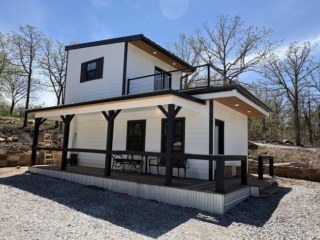 property at 285 Hermit Ln