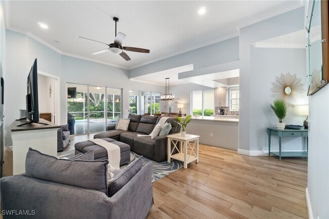 property at 2733 Island Pond Ln