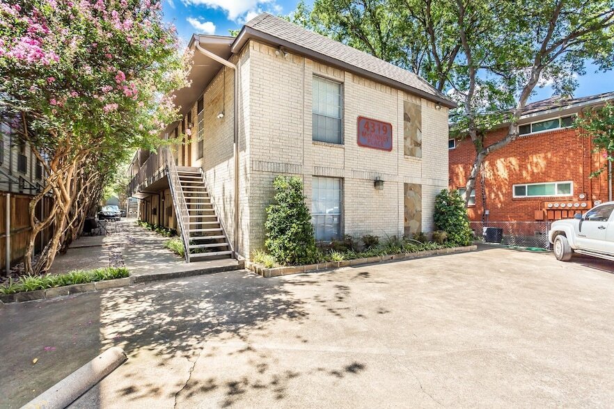 4319 McKinney Ave, Unit 104 in Dallas, TX - Foto de edificio