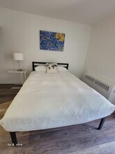 56 Rue Guilbault O in Montréal, QC - Building Photo - Building Photo