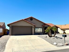 267 Park River Dr in Bullhead City, AZ - Building Photo - Building Photo