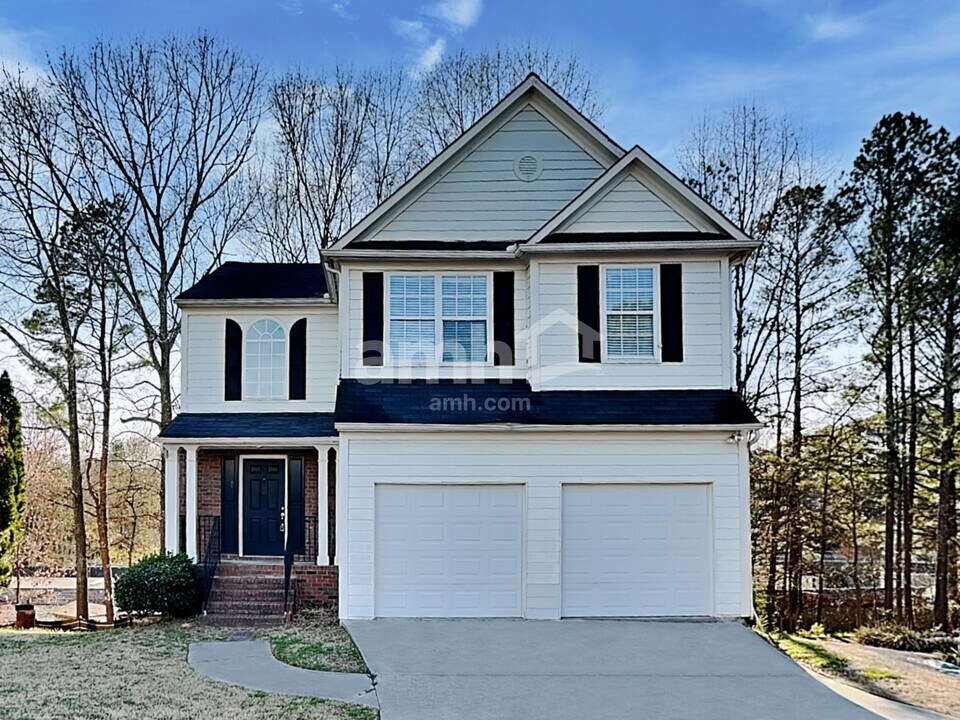 2180 Stoneoak Dr in Lawrenceville, GA - Building Photo
