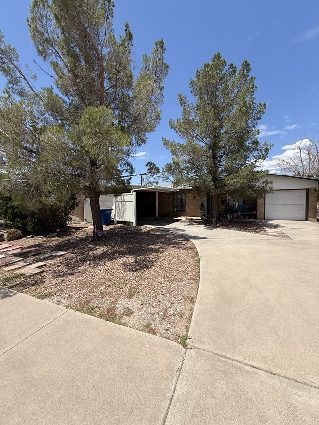 property at 6828 Escondido Dr