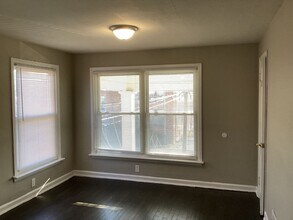 1115 Richmond Ave-Unit -Richmond 1115 Unit 2 in Dayton, OH - Foto de edificio - Building Photo