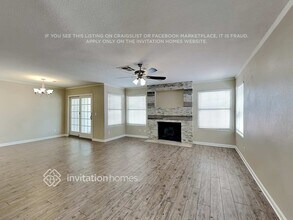 1420 Pacific Terrace Dr in Las Vegas, NV - Foto de edificio - Building Photo